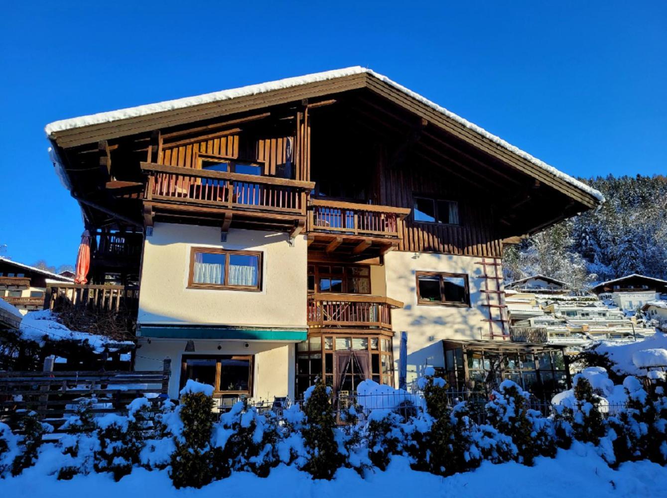 Appartementhaus Hollaus Zell am See Buitenkant foto