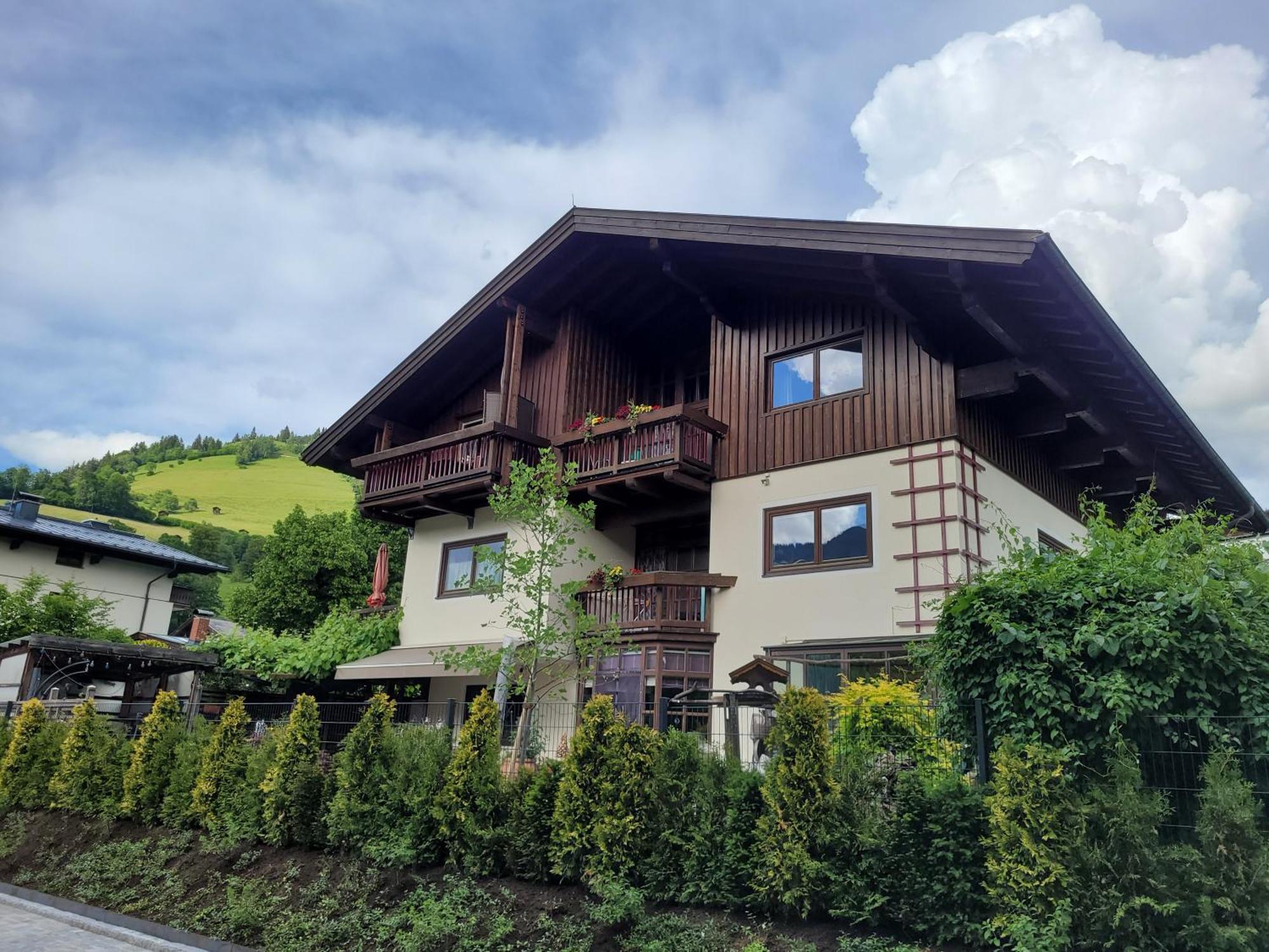 Appartementhaus Hollaus Zell am See Buitenkant foto